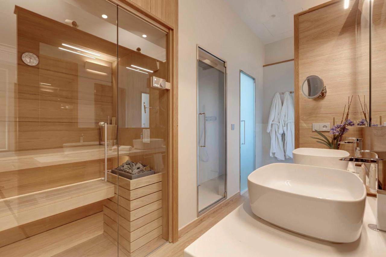 Hotel Boutique Mirlo บาร์เซโลนา ภายนอก รูปภาพ Bathroom
