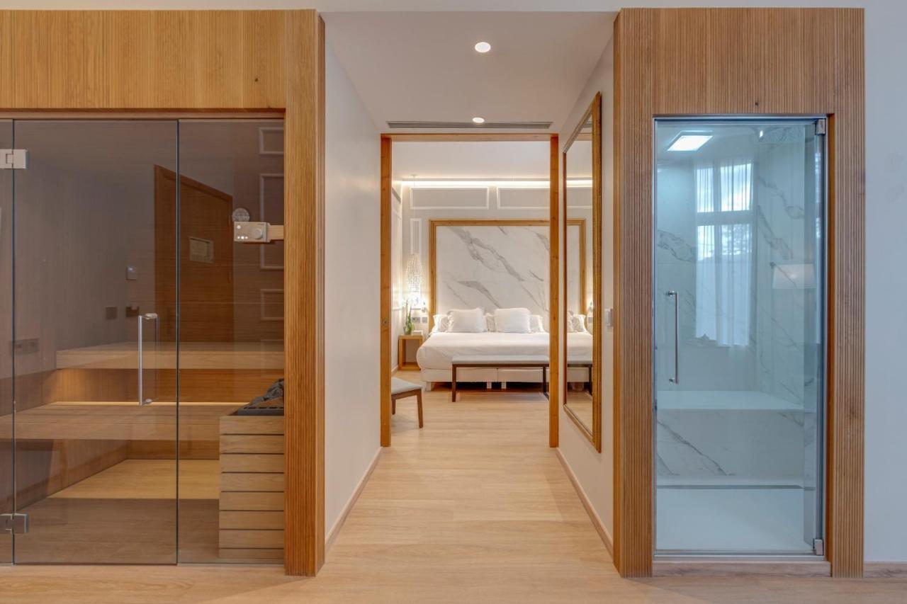 Hotel Boutique Mirlo บาร์เซโลนา ภายนอก รูปภาพ A suite at the hotel